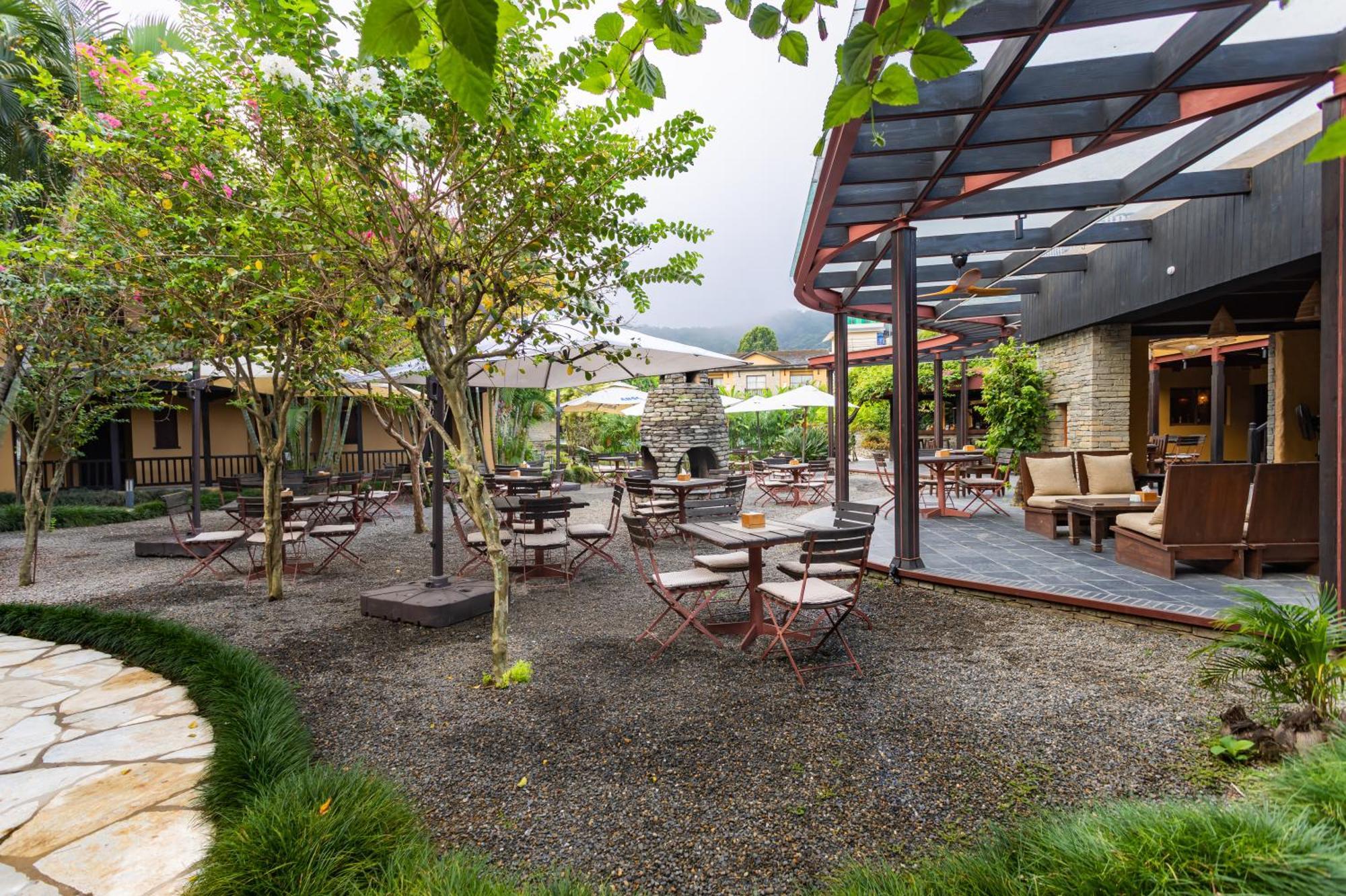 Temple Tree Resort & Spa Pokhara Exterior photo