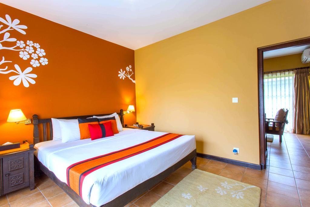 Temple Tree Resort & Spa Pokhara Exterior photo